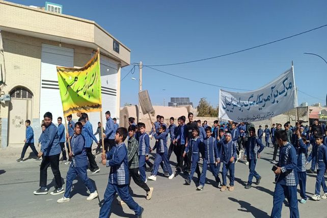 همدلی مردم و مسئولان مروست در بزرگداشت یوم‌الله ۱۳ آبان