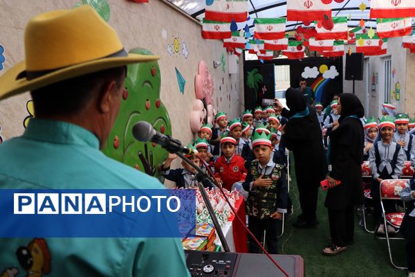 غنچه های بهارستانی آغاز سال تحصیلی را جشن گرفتند