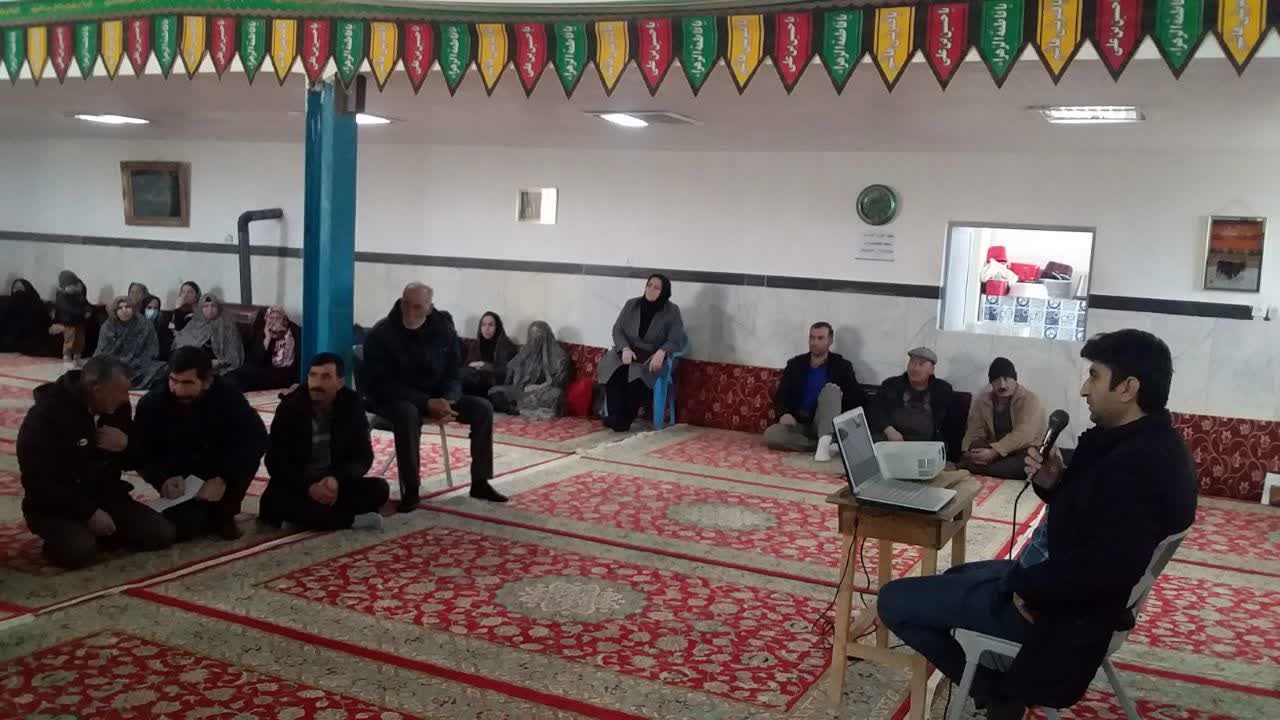 کارگاه آموزشی مبارزه با بیماری‌های واگیر دام در روستای تنسوان شیروان