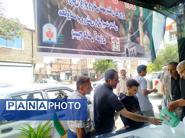 برپایی موکب دانش‌آموزی در روز اربعین حسینی در فاروج