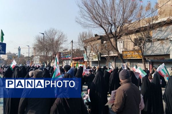 راهپیمایی ۲۲ بهمن در شهرری