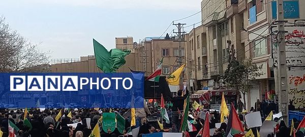 مردم ملارد در حمایت از آرمان‌های فلسطین به خیابان‌ها آمدند 