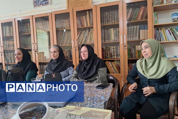 تعامل انجمن اولیا و مربیان در روزهای پایانی سال تحصیلی 