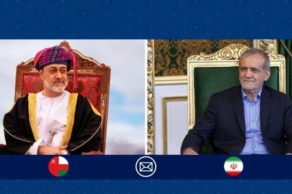 رئیس جمهور فرارسیدن روز ملی عمان را تبریک گفت