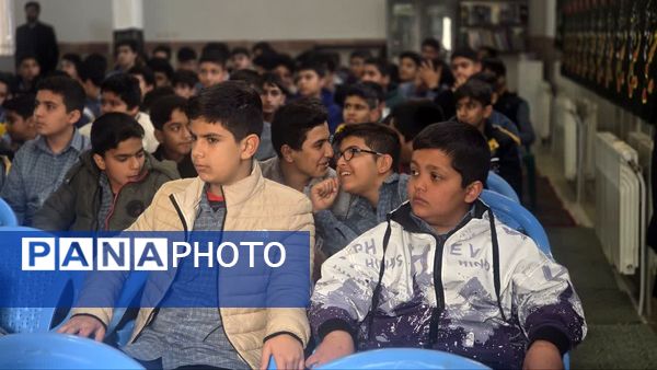 جلوه‌ای ماندگار از ارادت دانش‌آموزان بافق به شهدا