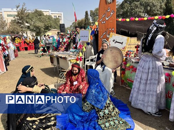 برگزاری جشنواره دانش‌آموزی عشایری خاتم در مشهد الرضا 