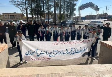 گرامیداشت هفته بسیج دانش آموزی و شهادت شهید محمد حسین فهمیده در شهرستان خاتم 