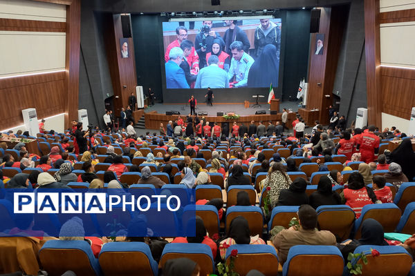 گردهمایی بزرگ داوطلبان آتش‌نشانی 