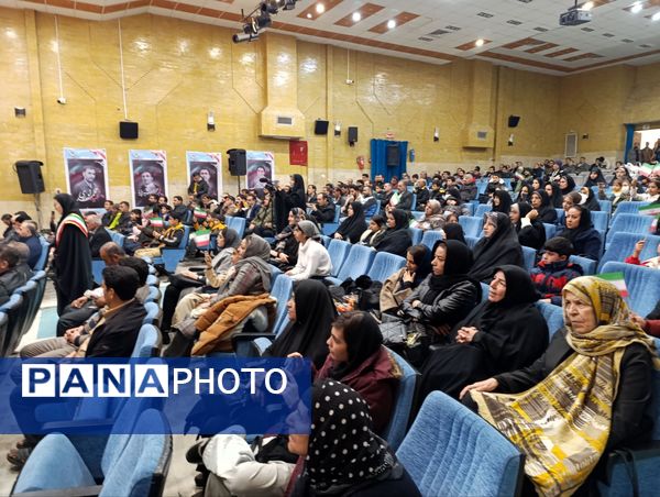 جشن باشکوه ولادت حضرت علی (ع) در سالن ارشاد 