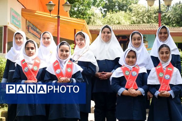 پیش‌اردوی ملی تشکیلات پیشتازان دختر در مازندران 
