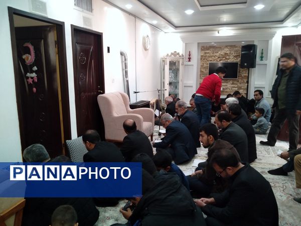 جلسه هفتگی هیات جوانان انصار الحسین هم زمان با عزاداری ایام فاطمیه در شهرستان خلیل‌آباد 
