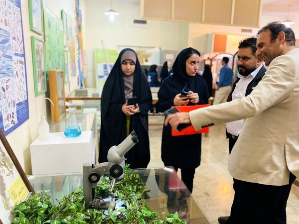 دانش آموزان خبرنگار، قهرمانان کشف دنیای گیاهان