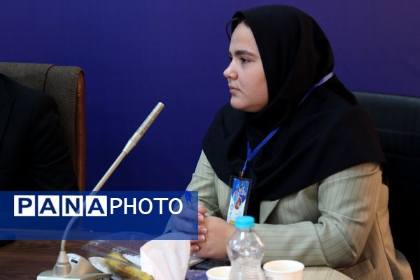 افتتاحیه وبیناری مجلس دانش آموزی جمهوری اسلامی ایران در زنجان 