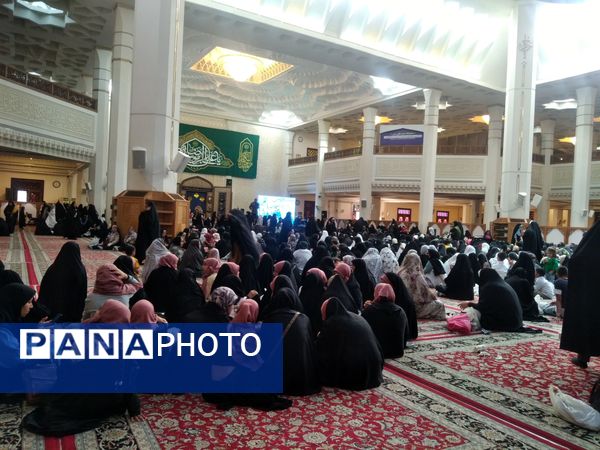 شادپیمایی و تجمع بزرگ دختران فاطمی در سومین حرم اهل بیت(ع)