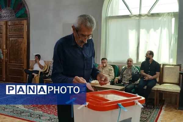 برگزاری دور دوم انتخابات ریاست‌جمهوری در محمودآباد 