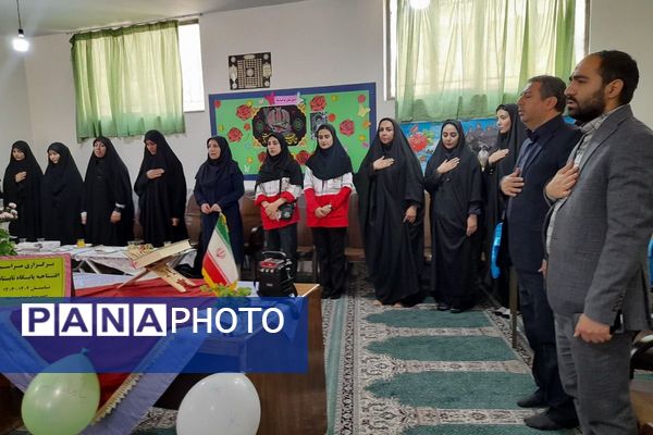 تابستانی متفاوت در دبیرستان دخترانه توحید یک؛آغاز فعالیت های مهارت محور پایگاه تابستانی