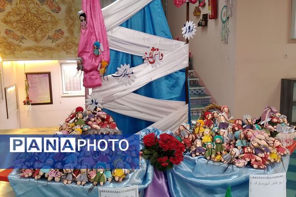 گرامیداشت و حضور پرشور مدارس اسلامشهر در راهپیمایی روز دانش‌آموز