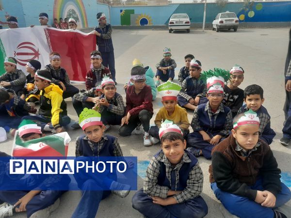 زنگ استکبار ستیزی در مدارس رضویه