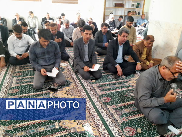 مراسم سالروز ارتحال حضرت امام خمینی رحمت الله علیه در اداره کل آموزش و پرورش استان بوشهر