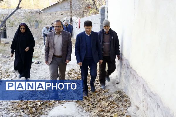 بازدید میدانی فرماندار فیروزکوه از پروژه‌های عمرانی