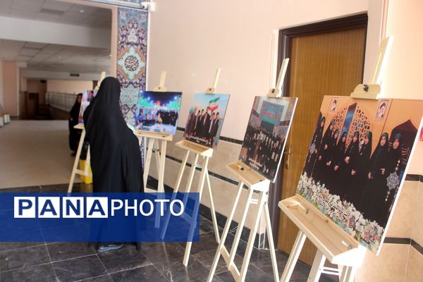 تقدیر از دانش‌آموزان و فرهنگیان برگزیده مسابقات قرآنی در استان قم