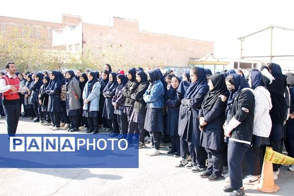 برگزاری کلاس آموزشی «طرح دادرس» در هنرستان کوثر ناحیه یک شهرری