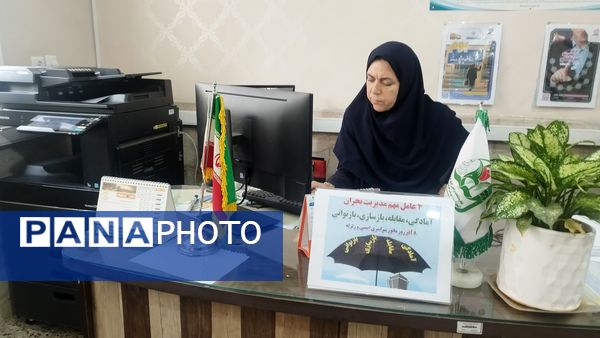 مانور زلزله با صحنه های واقعی در دبیرستان شاهد تکتم