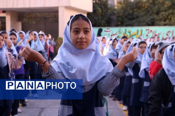 صبحگاه دانش در دبستان رجبی گرگان