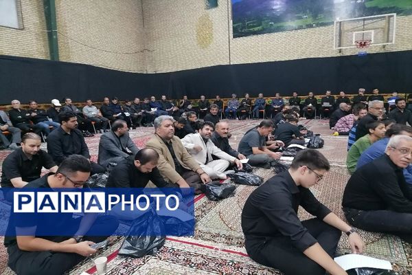 فرهنگیان آموزش و پرورش ناحیه سه در سوگ امام هشتم