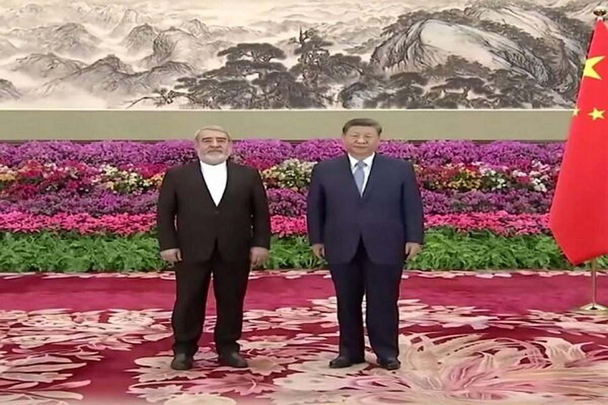 رحمانی فضلی استوارنامه خود را تقدیم رئیس جمهور چین کشور کرد