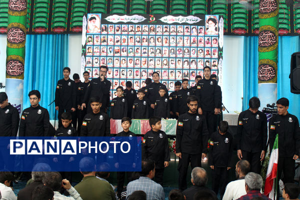 حضور نوجوانان در سی و پنجمین یادواره شهدای روستای فردوی قم