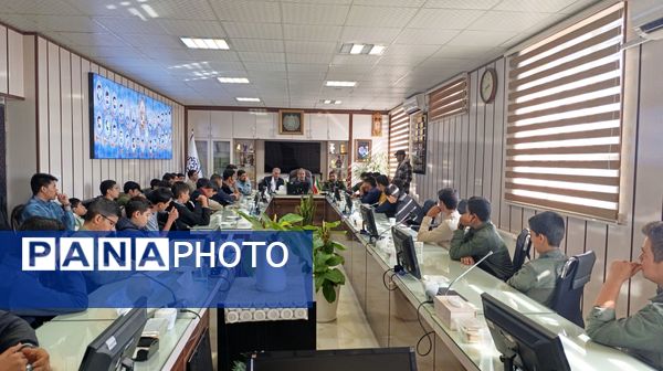 فرماندهان واحدهای حوزه مقاومت بسیج ۷ دانش‌آموزی مشهد مقدس به خط شدند