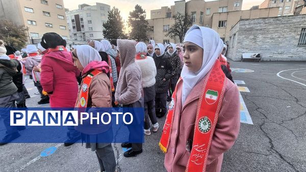 شروعی به شکوه صبحگاهی دبستان صائب تبریز
