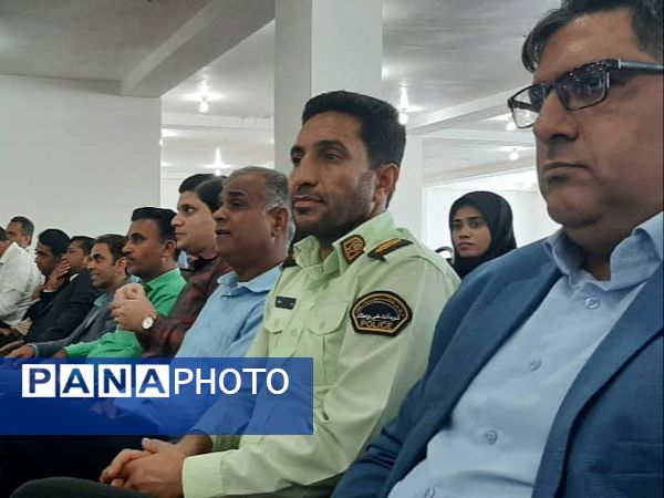 مراسم بزرگداشت روز معلم در میناب 