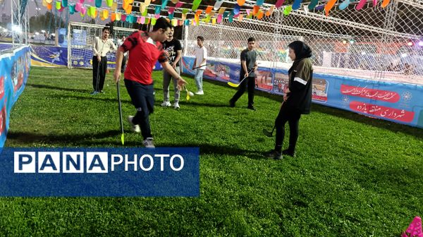 حضور پر شور مردم با شرکت در بازی های ورزشی و تحرکی مختلف در جشنواره خانواده ورزش 