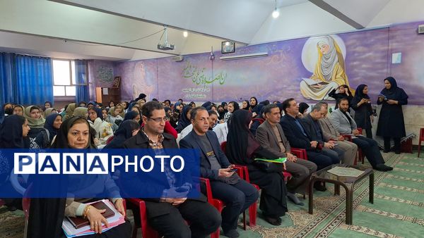 بازدید مدیرکل آموزش و پرورش استان اصفهان از مدرسه حضرت زینب (س) ناحیه ۴ (در طرح نماد)