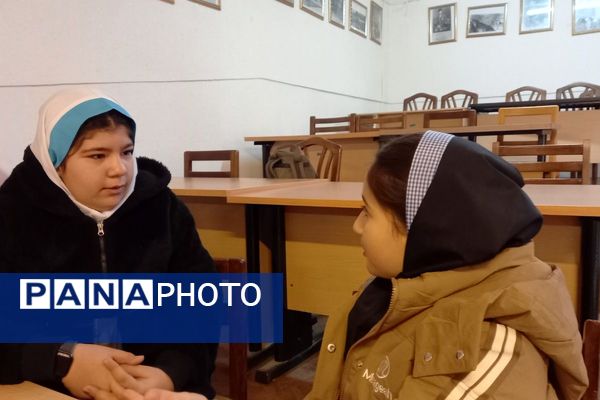 بازدید دانش‌آموزان دبستان صدیقی از آیین اختتامیه رویداد ملی دارالفنون