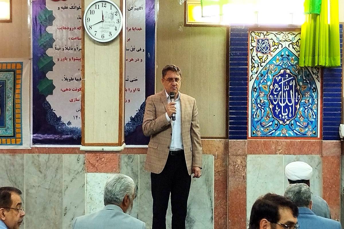 نقطه گسترش و شروع فرهنگ نماز، غبارروبی نمازخانه های مدارس است
