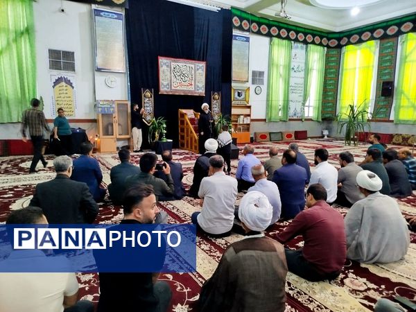 همایش تحلیلی بصیرتی بشارت فتح 