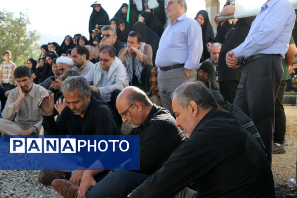 بازدید معلمان از یادمان محل شهادت سردار شهید «مهدی زین الدین»