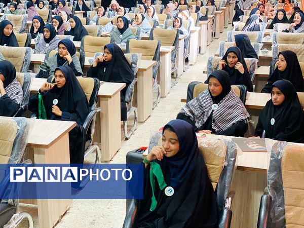 جشنواره فرهنگی هنری سرود بسیج دانش‌آموزی شهرستان مه ولات