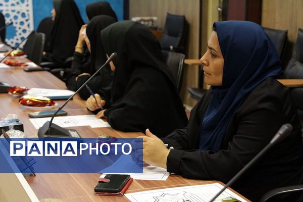 جلسه هماهنگی پویش سفیران اربعین در بهارستان‌دو 