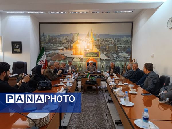 نشست هم‌اندیشی مدیران آموزشی و حوزه مدرسه‌سازی مشهد