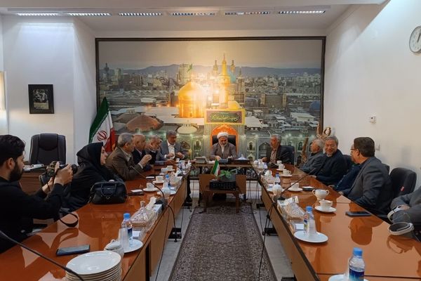 نشست هم‌اندیشی مدیران آموزشی و حوزه مدرسه‌سازی مشهد