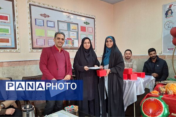 برگزاری جشن میلاد حضرت زهرا(س) و روز مادر در مدارس شهرستان پیشوا