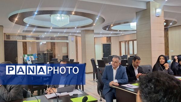برگزاری جلسه تخصصی برنامه‌ریزی منابع انسانی و امور اداری آموزش‌وپرورش استان البرز