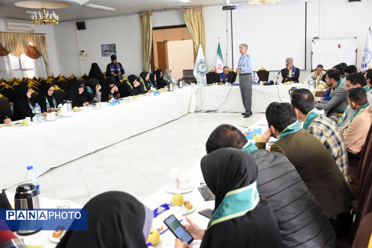 دوره تربیت مربی پیشتازان سازمان دانش‌آموزی استان سمنان