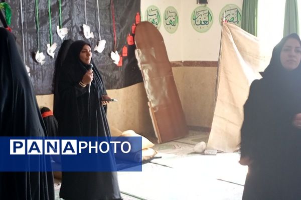 هیئت شهرستانی به مناسبت شهادت حضرت زهرا(س) در دبیرستان حضرت معصومه(س) شهرستان فیروزکوه