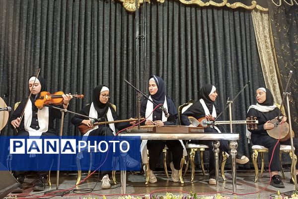 مراسم بزرگداشت مقام معلّم در تالار شباهنگ شهرستان شهریار