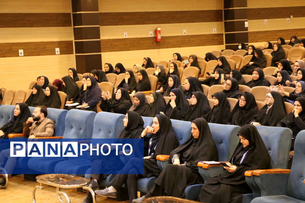 تقویت نشاط فرهنگی در مدارس ضروری است